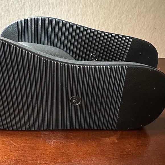 Beach By Matisse Black Slide Sandals - Picture 8 of 9